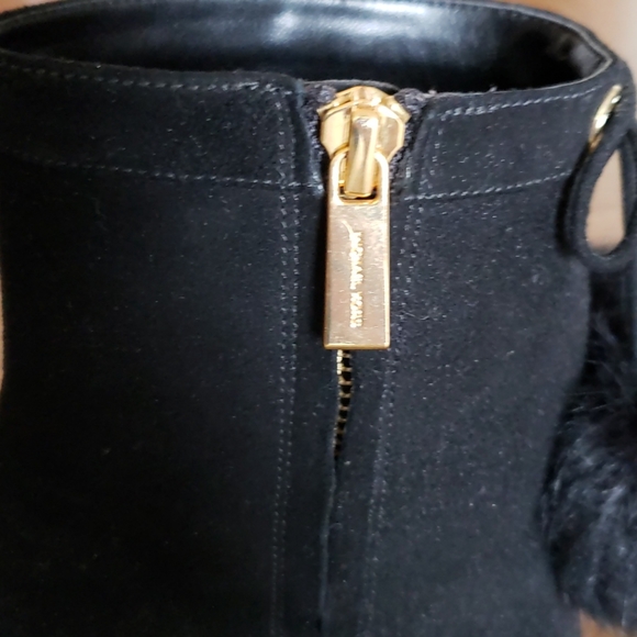 MICHAEL Michael Kors suede booties - Picture 5 of 8